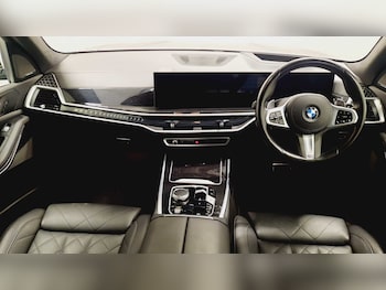 Used BMW X7 2024 for sale - 76191879: Photo