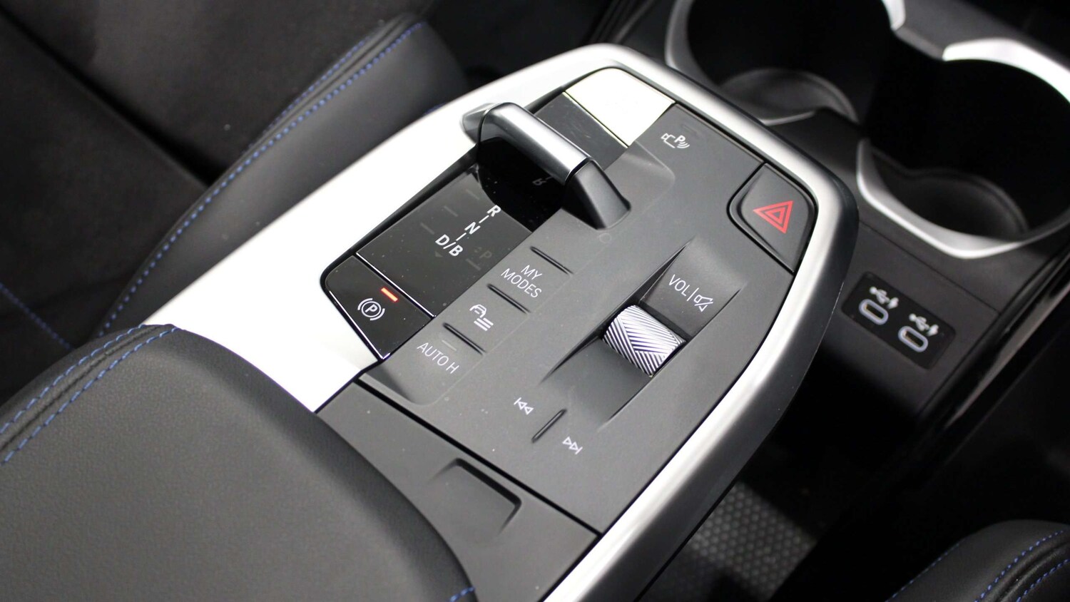 Used BMW iX1 2023 for sale - 77527012: Photo 11