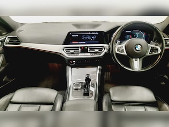 Used BMW 4 Series 2023 for sale - 76205154: Photo