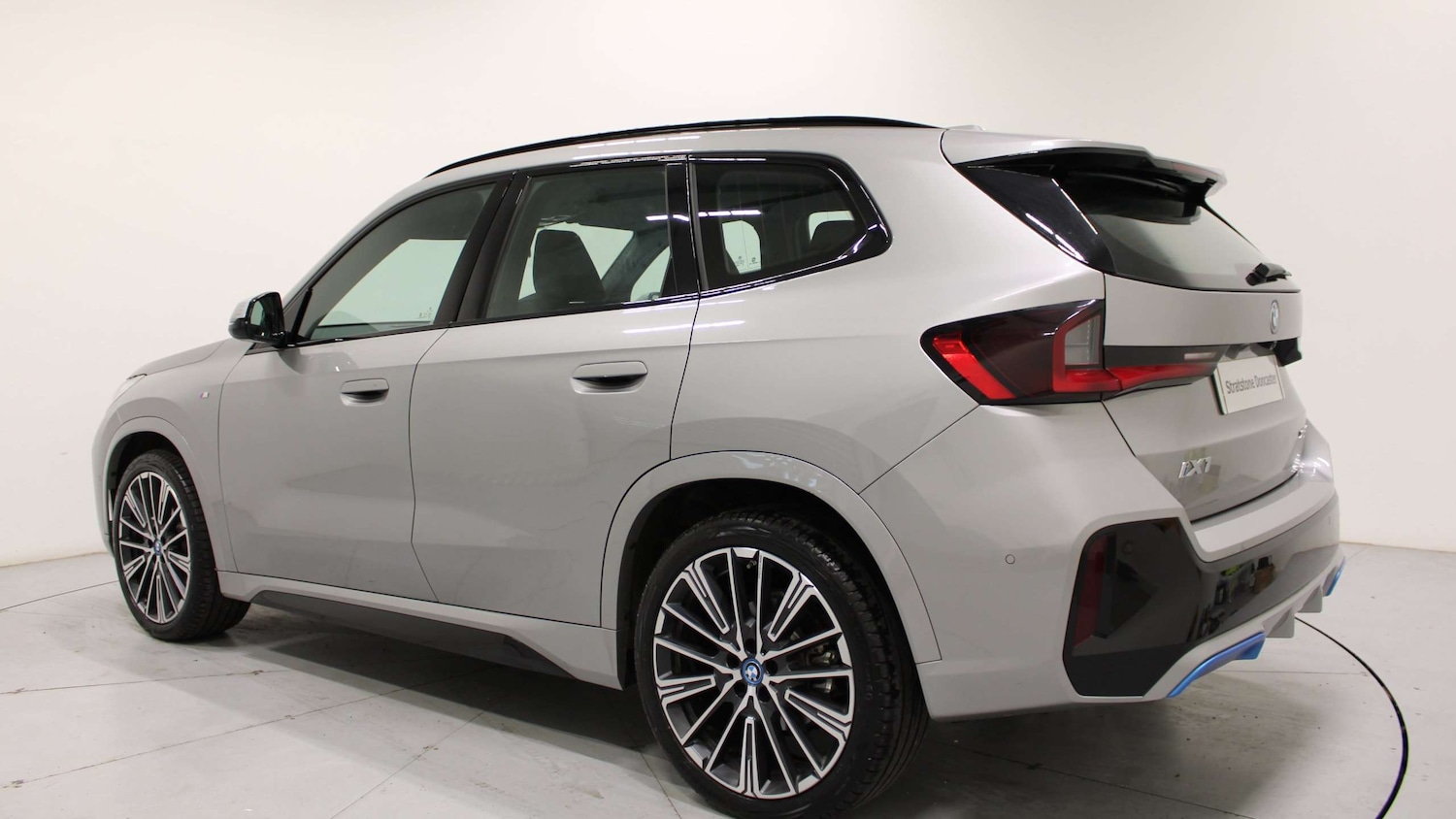 Used BMW iX1 2023 for sale - 76804813: Photo 2