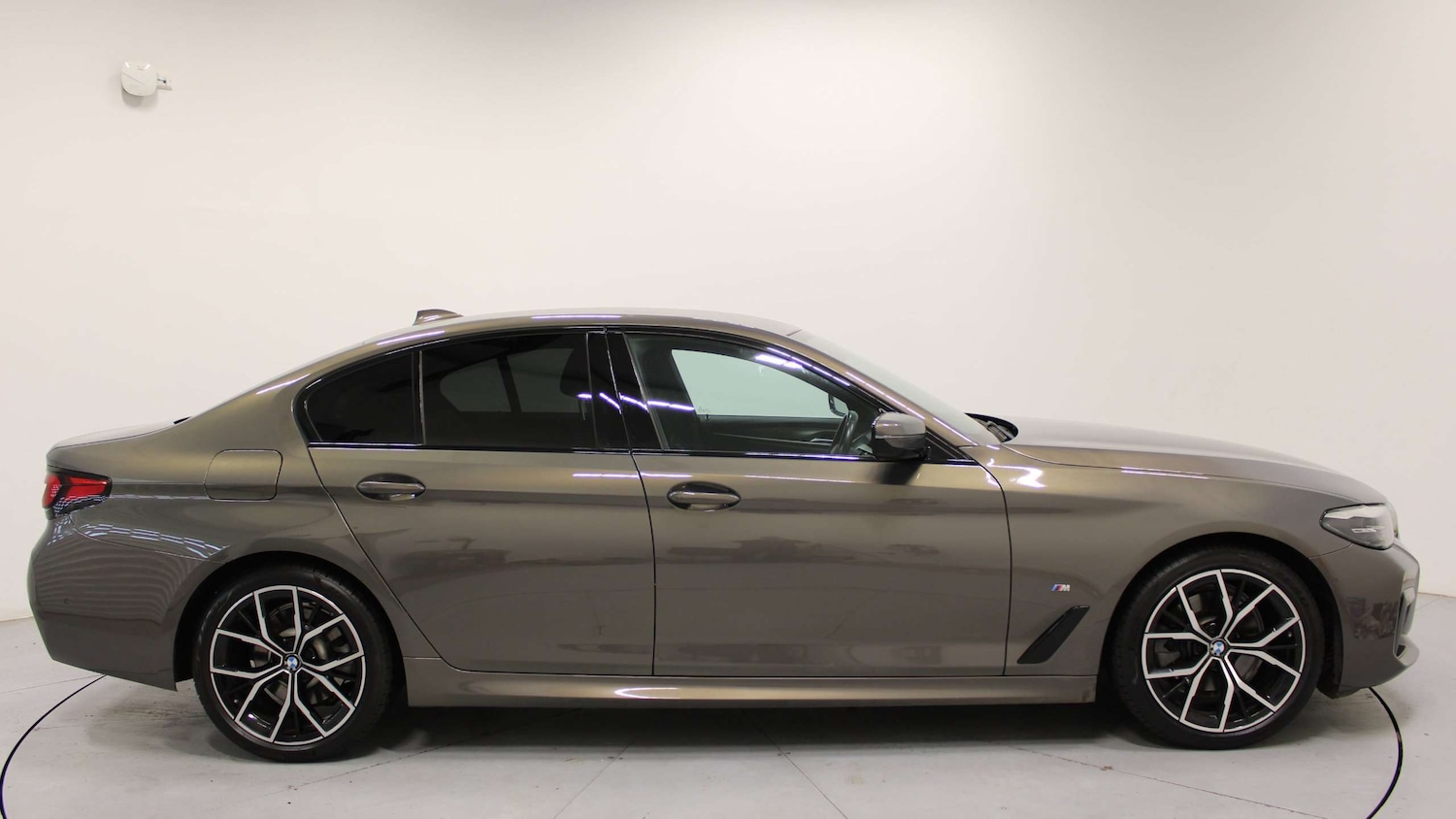 Used BMW 5 Series 2020 for sale - 76732286: Photo 3