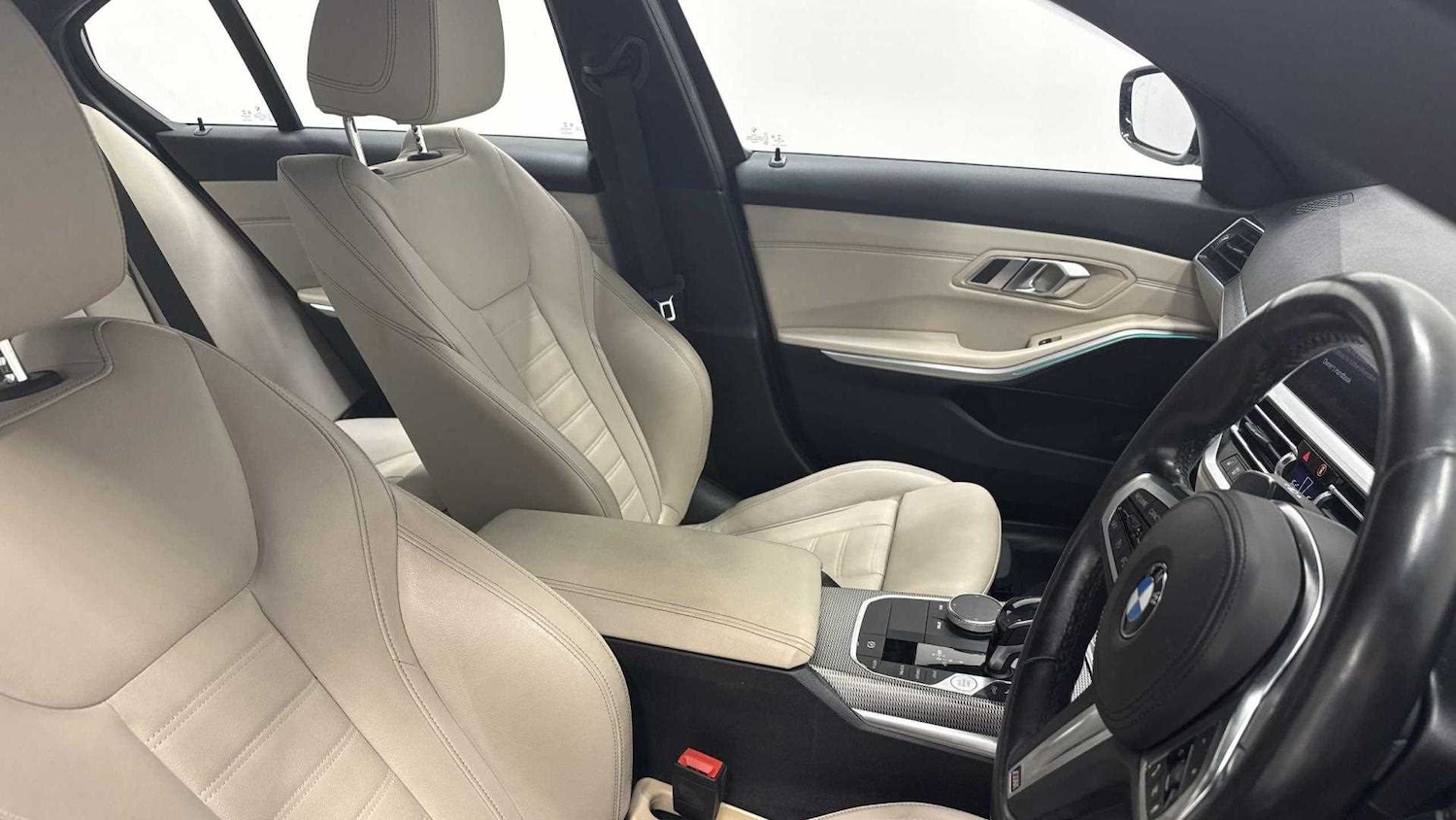 Used BMW 3 Series 2019 for sale - 76329237: Photo 11