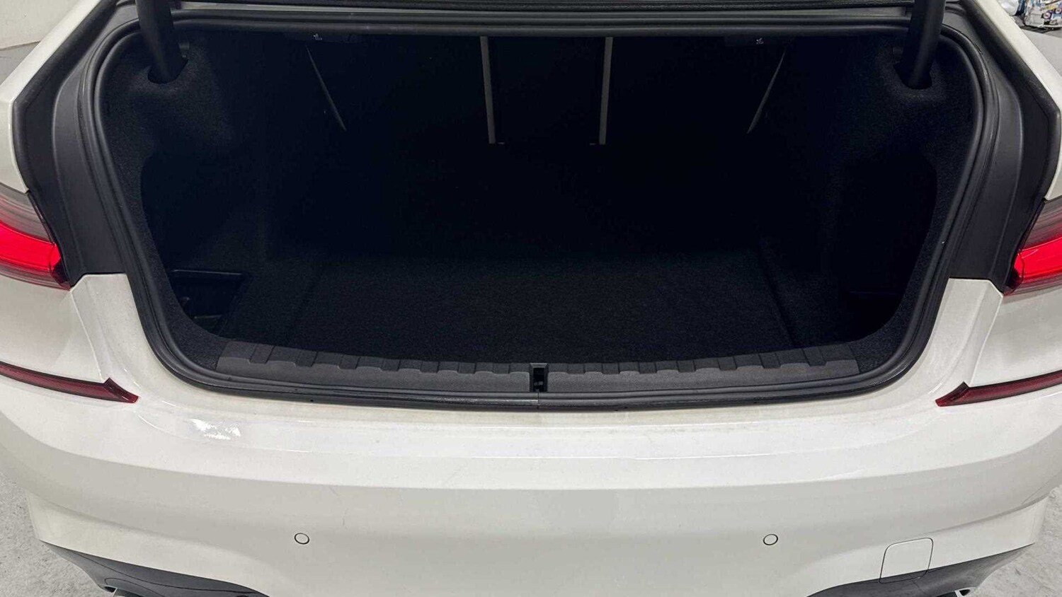 Used BMW 3 Series 2019 for sale - 76329237: Photo 13
