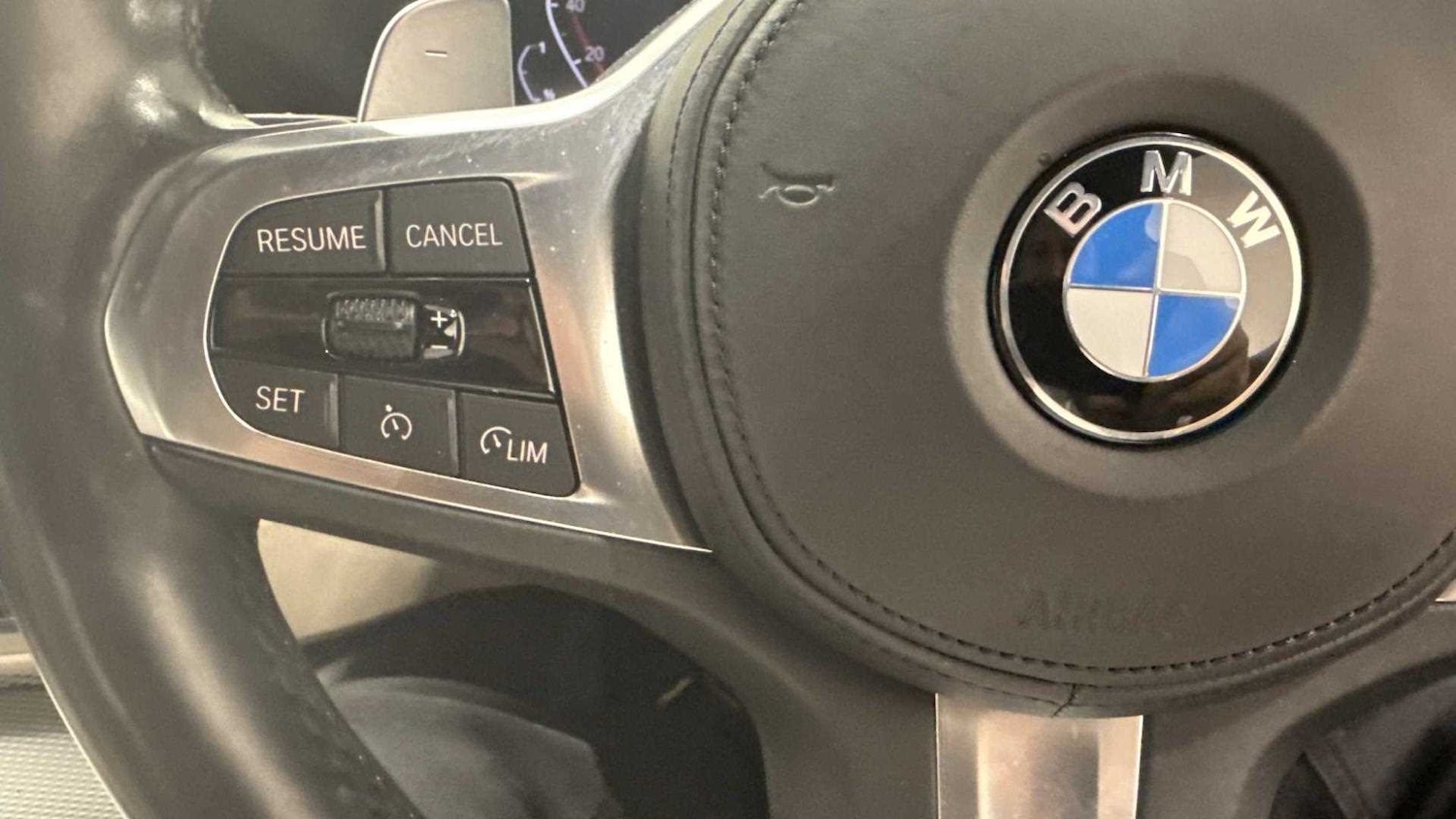 Used BMW 3 Series 2019 for sale - 76329237: Photo 17