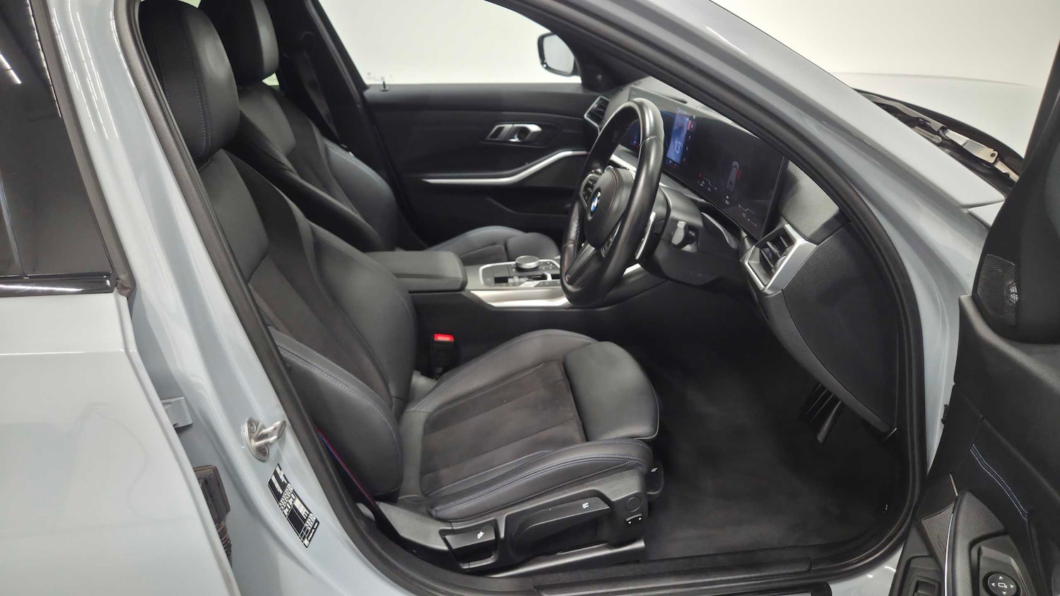 Used BMW 3 Series 2023 for sale - 77726938: Photo 11