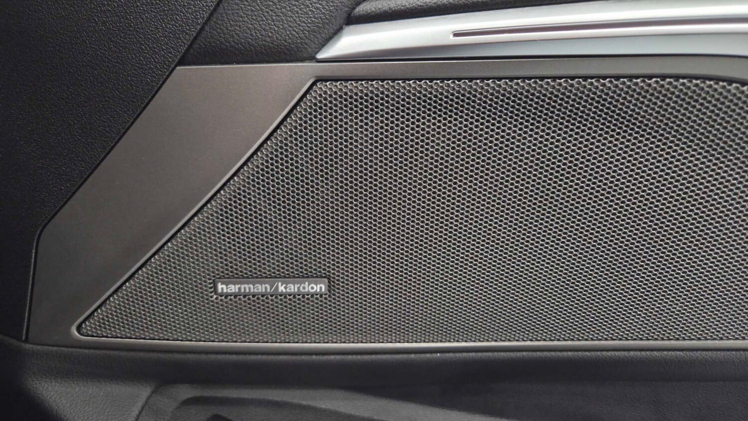 Used BMW 3 Series 2023 for sale - 77726938: Photo 25