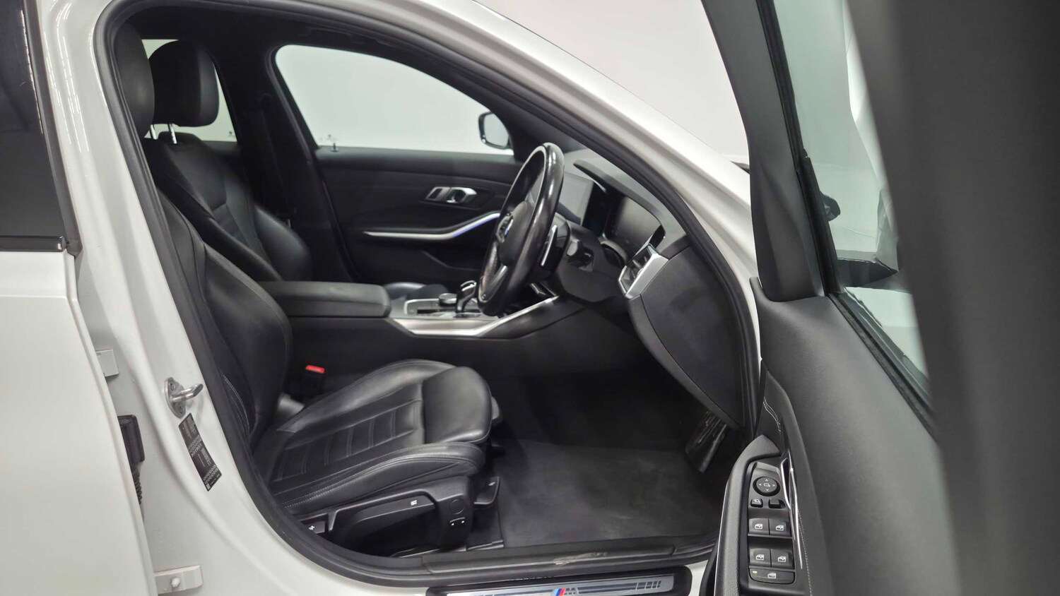 Used BMW 3 Series for sale - 77726859: Photo 11