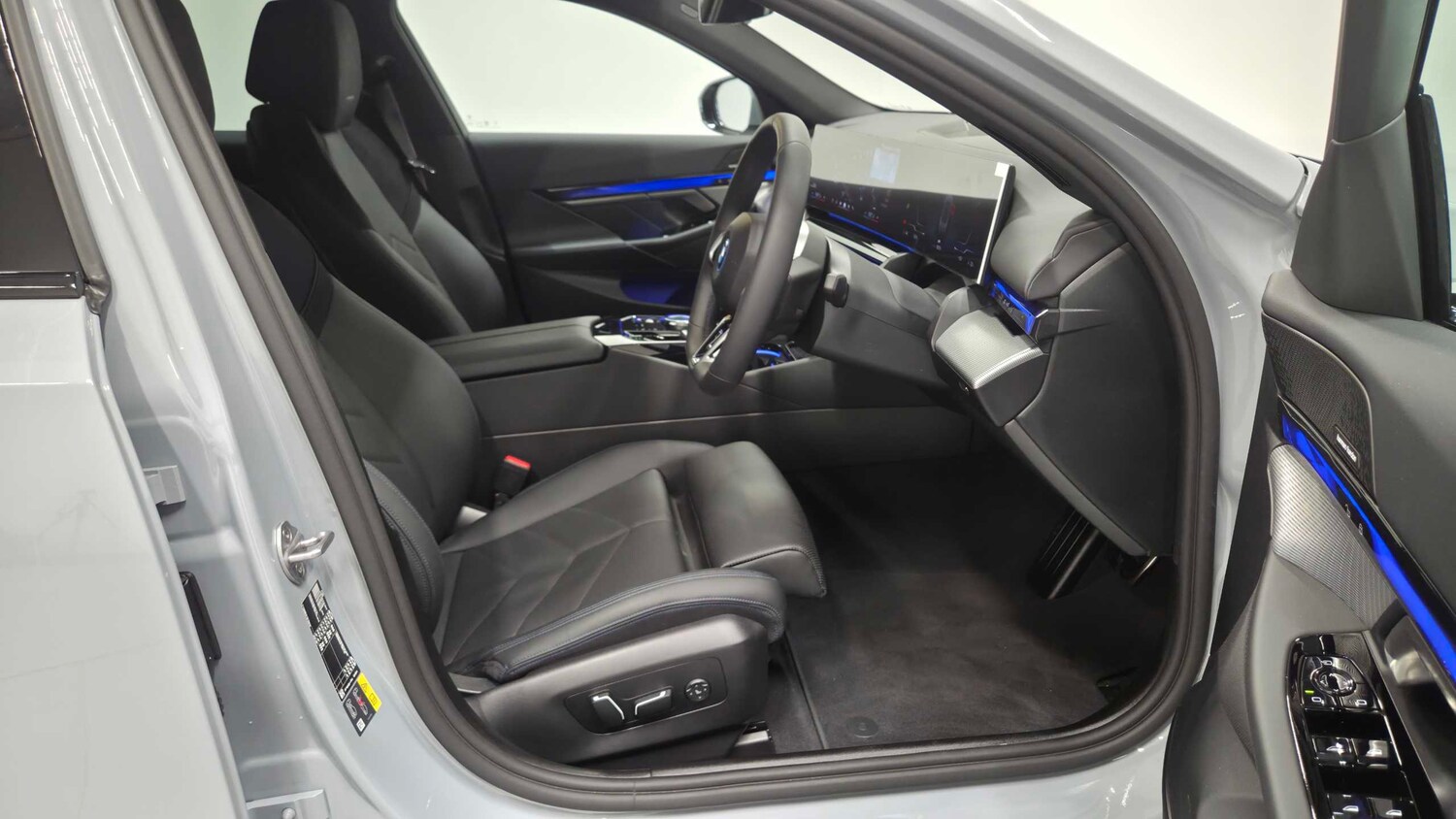 Used BMW i5 2025 for sale - 77589207: Photo 11