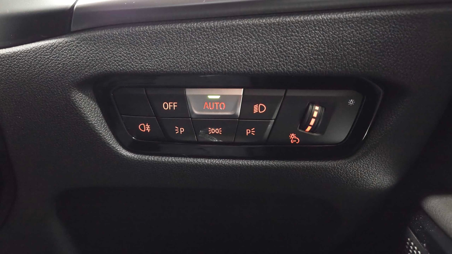 Used BMW 3 Series 2026 for sale - 77960779: Photo 25