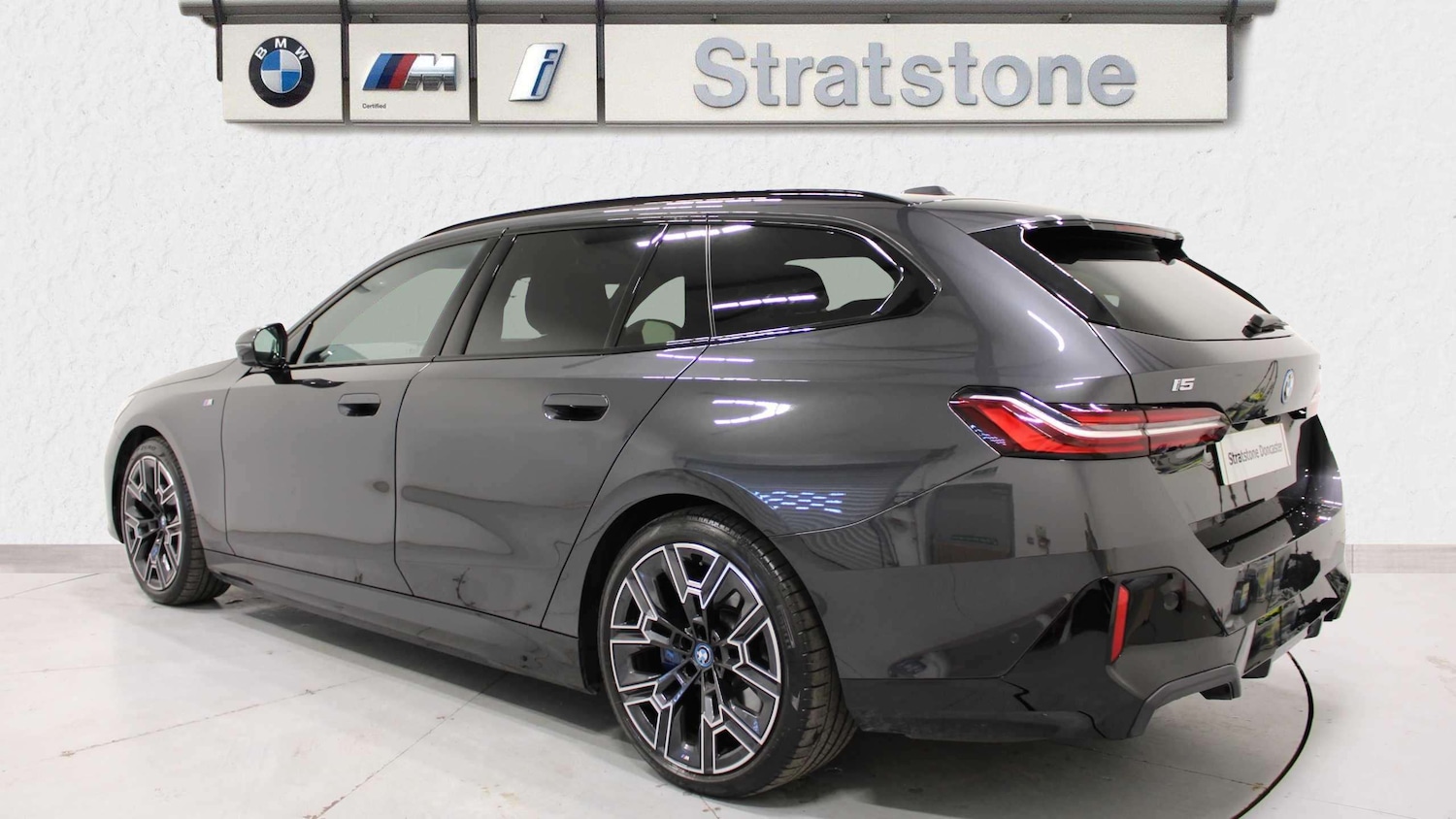 Used BMW i5 2025 for sale - 76351573: Photo 2