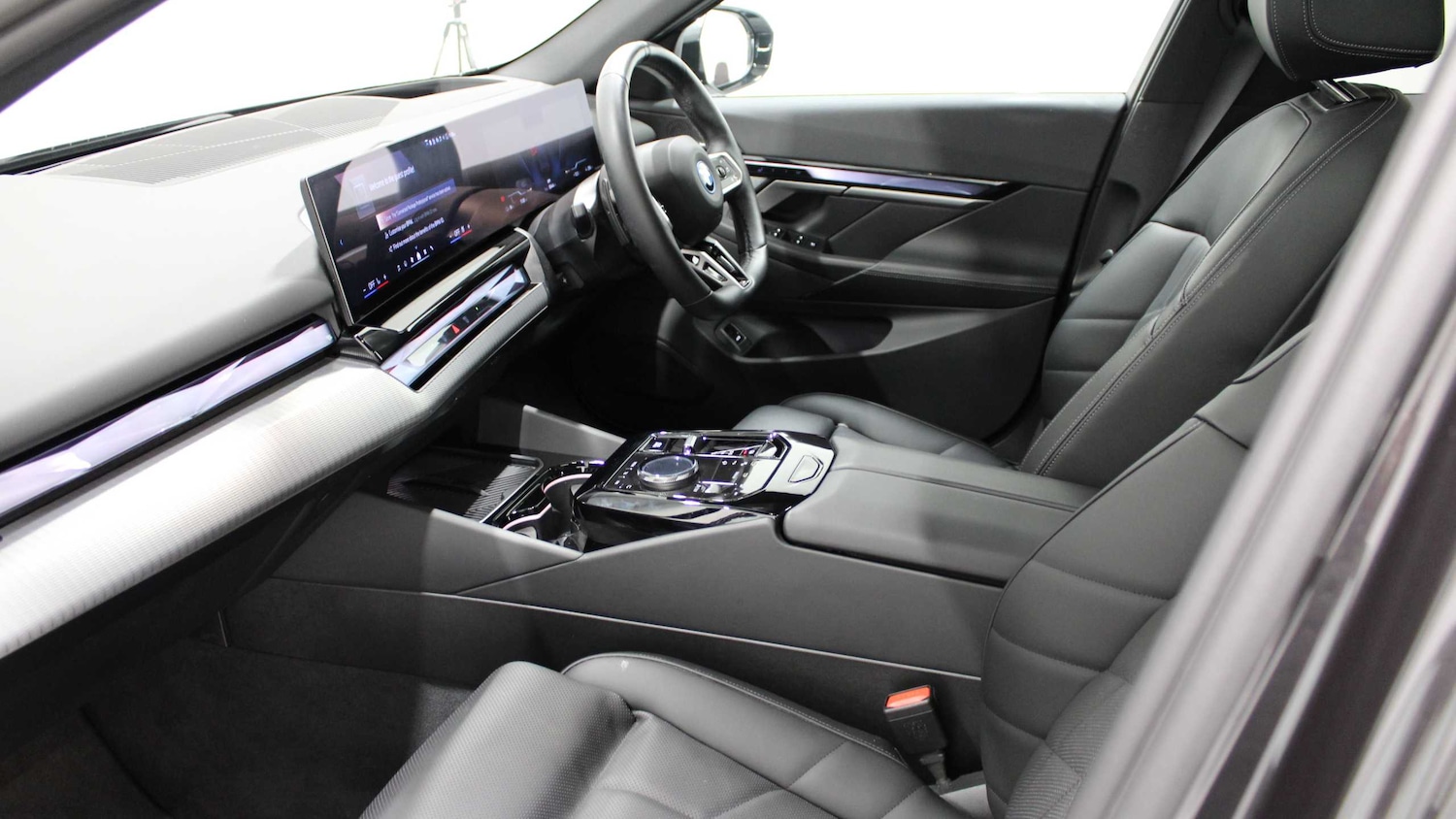 Used BMW i5 2025 for sale - 76351573: Photo 8