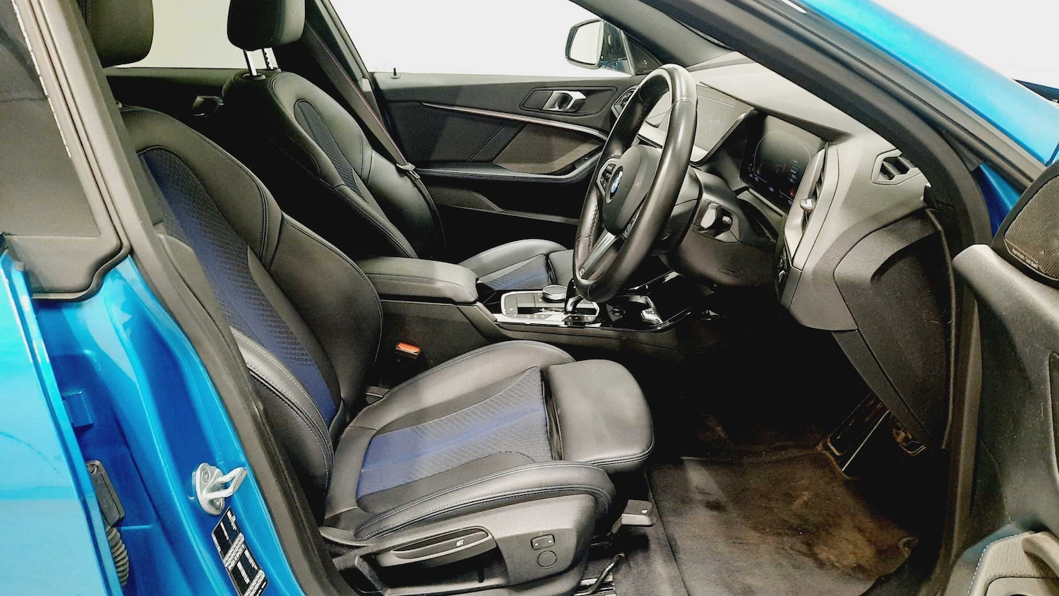 Used BMW 2 Series 2024 for sale - 76156111: Photo 11