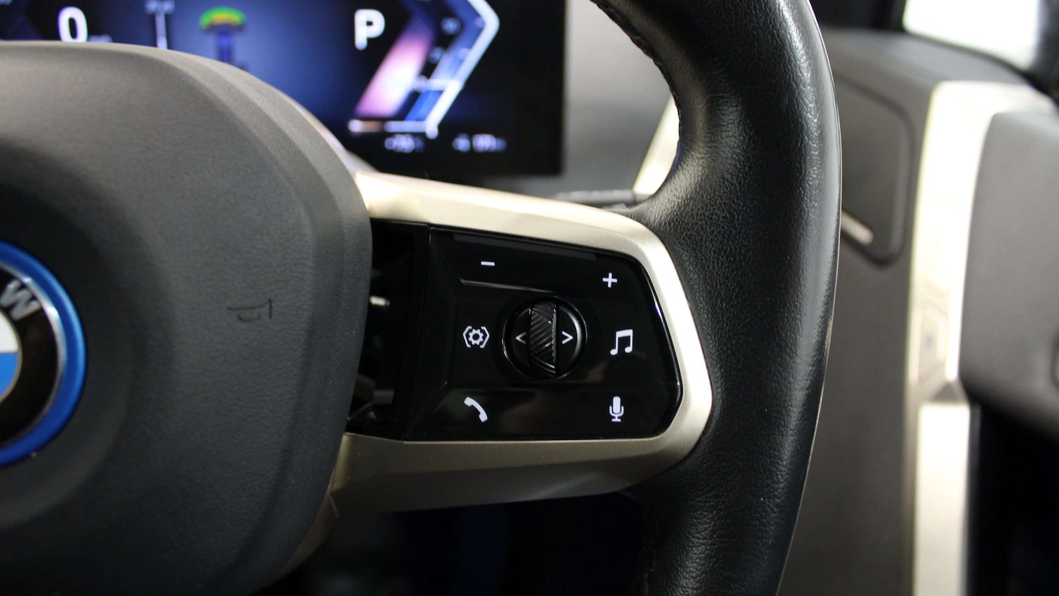 Used BMW iX 2022 for sale - 77281867: Photo 24