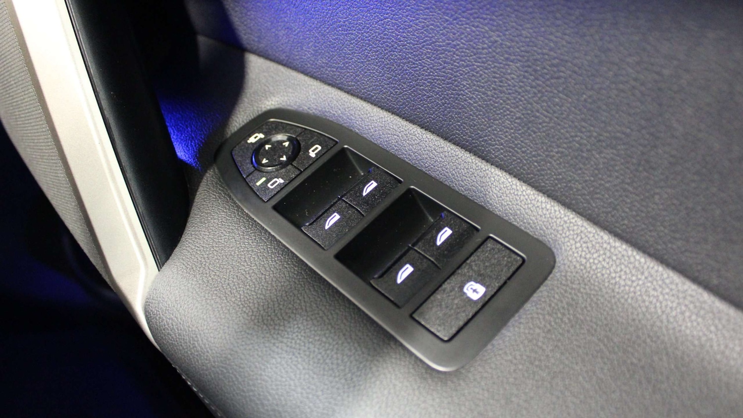 Used BMW iX 2022 for sale - 77281867: Photo 25