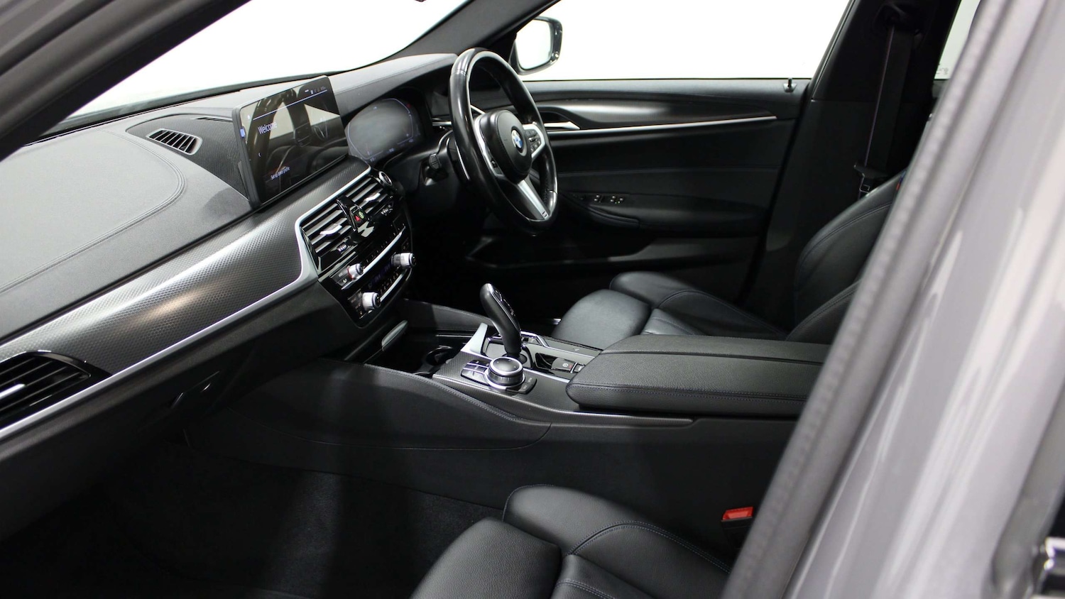 Used BMW 5 Series 2022 for sale - 77348013: Photo 8