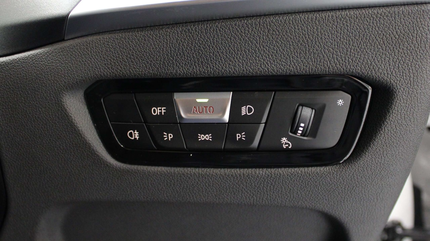 Used BMW 2 Series 2024 for sale - 76501815: Photo 27