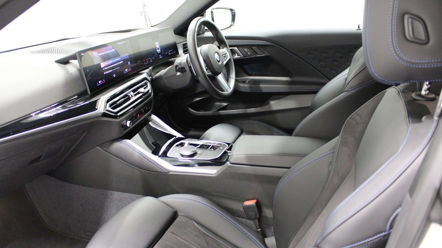 Used BMW 2 Series 2024 for sale - 76501815: Photo 8