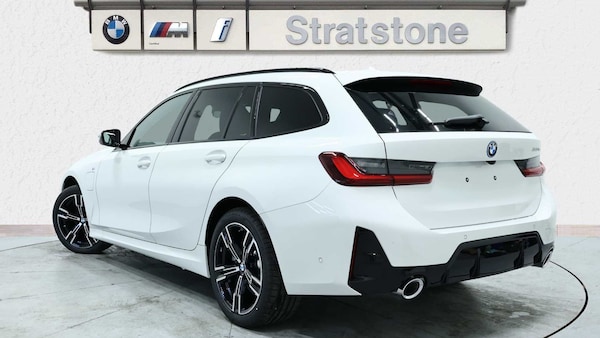 Used BMW 3 Series 2025 for sale - 75217863: Photo 2