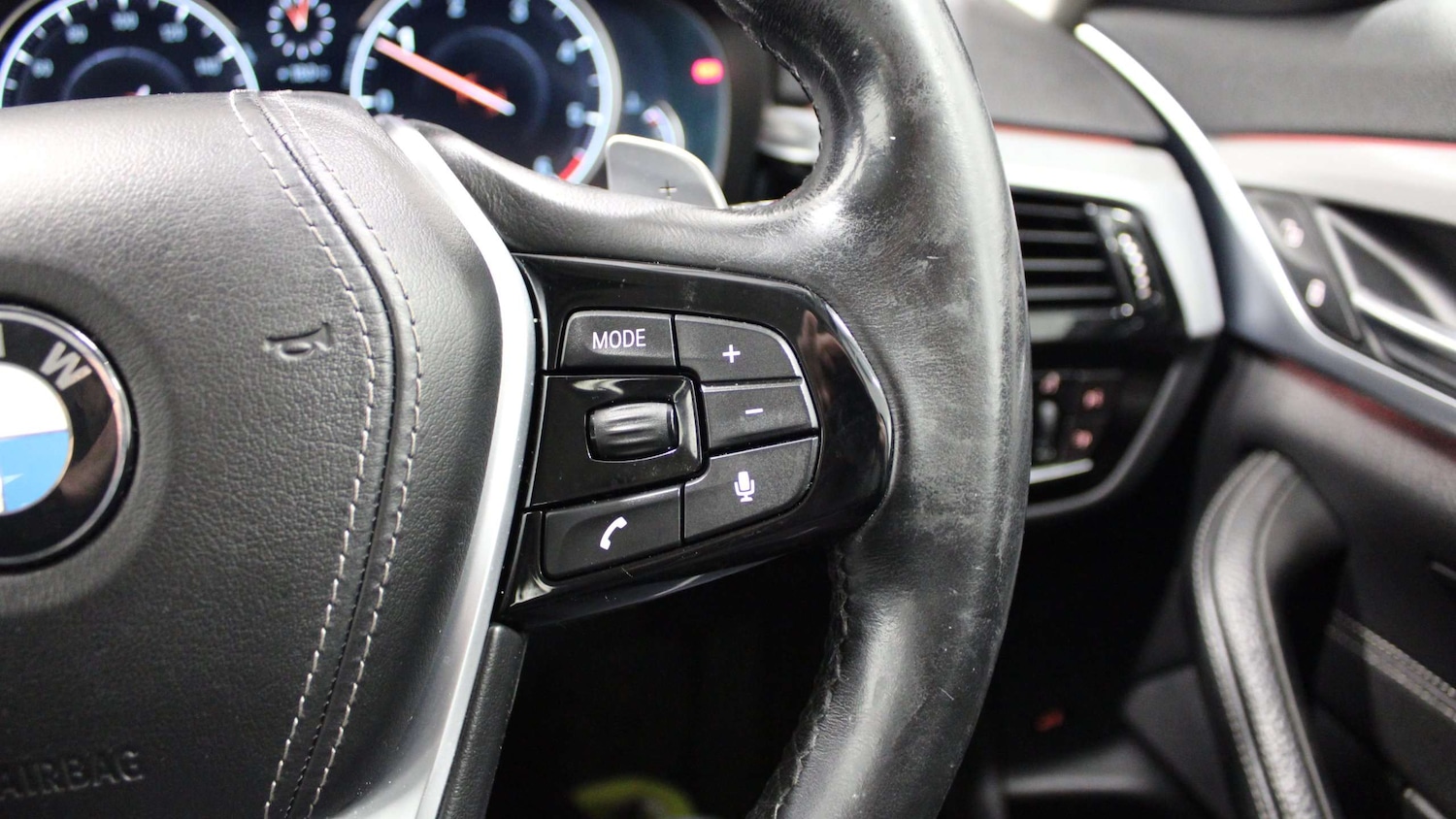 Used BMW 5 Series 2017 for sale - 76746032: Photo 22