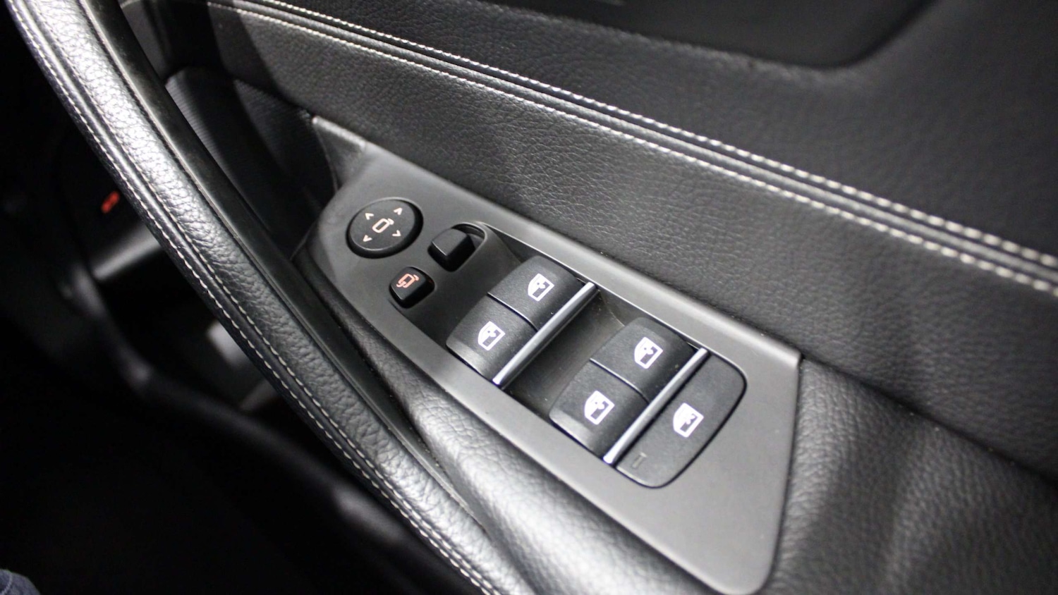 Used BMW 5 Series 2017 for sale - 76746032: Photo 23