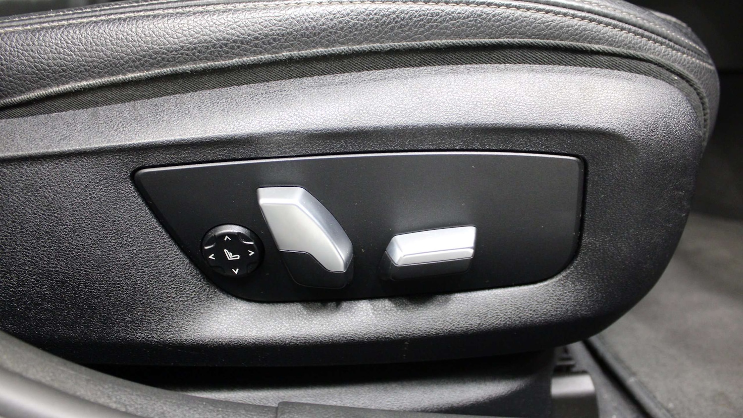 Used BMW 5 Series 2017 for sale - 76746032: Photo 25