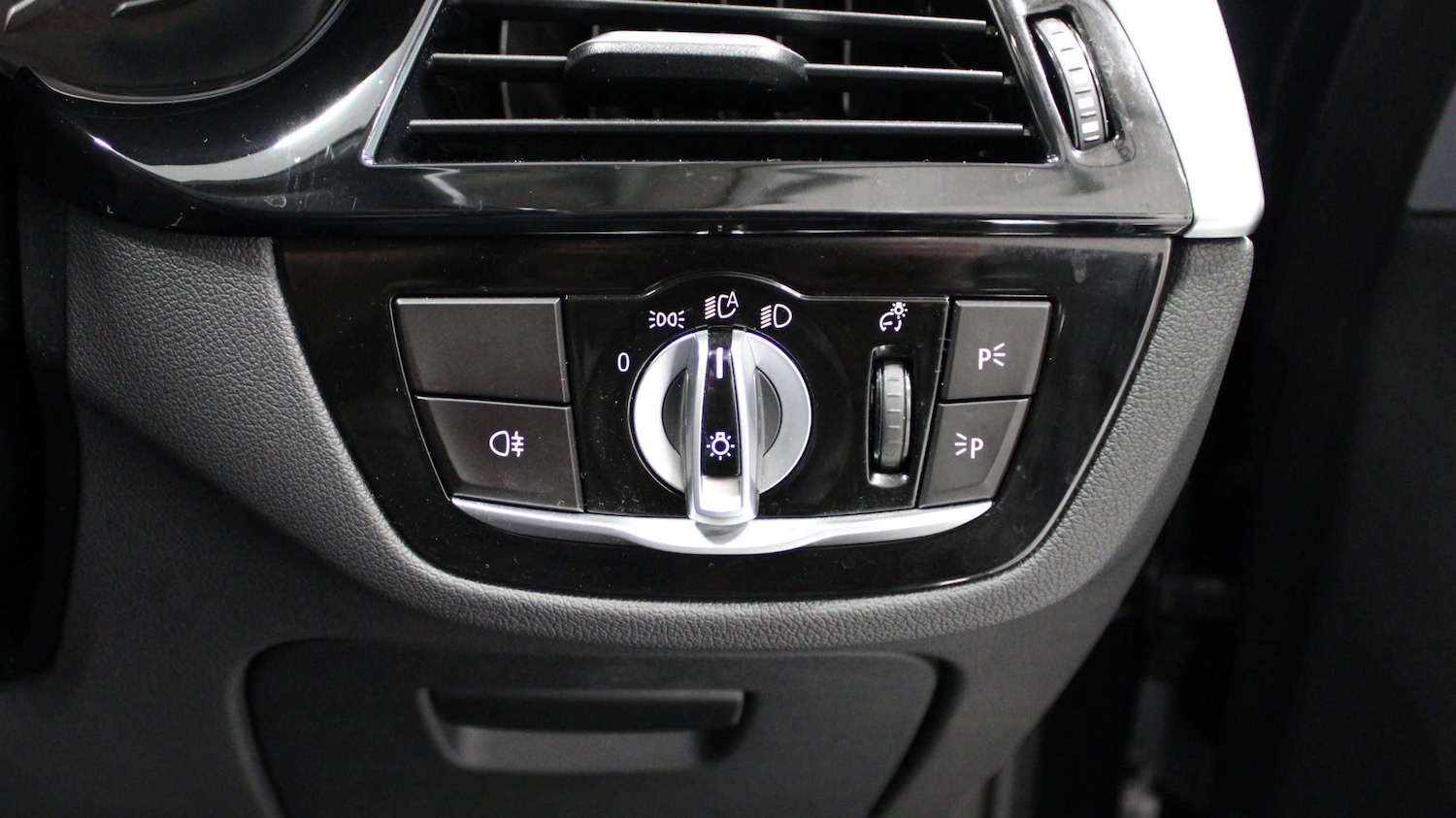 Used BMW 5 Series 2017 for sale - 76746032: Photo 26