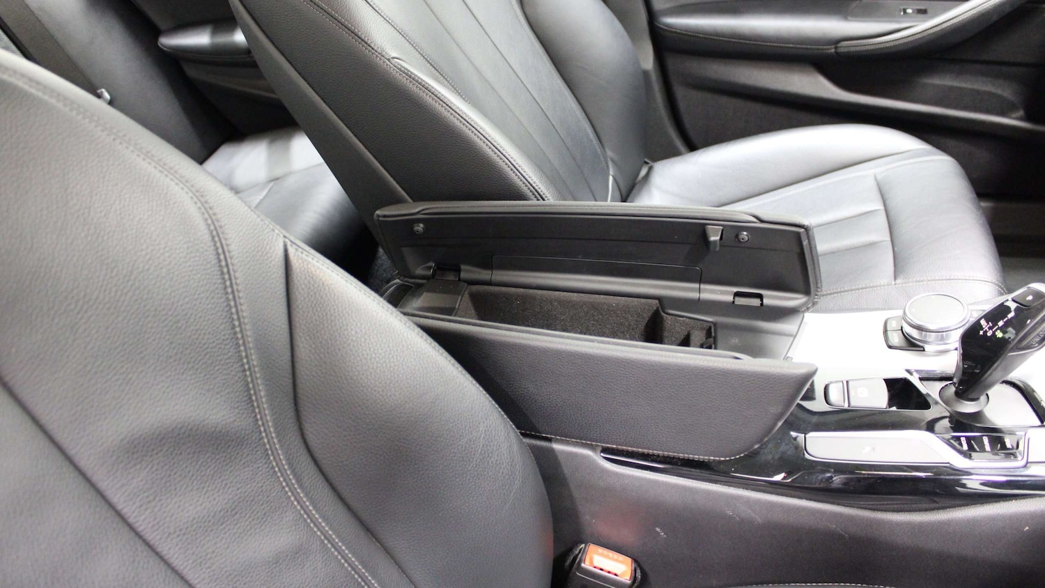 Used BMW 5 Series 2017 for sale - 76746032: Photo 29