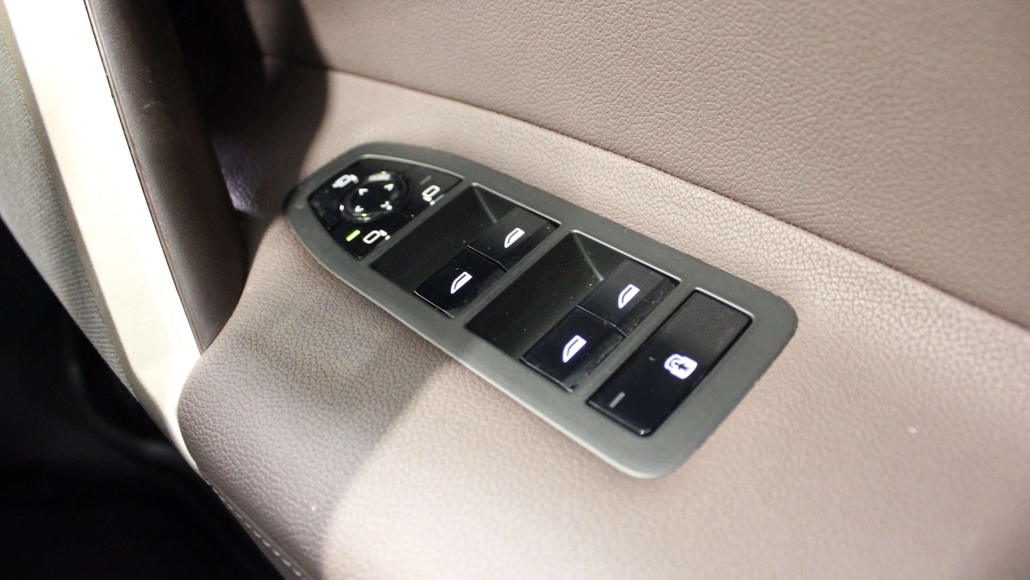 Used BMW iX 2022 for sale - 76488138: Photo 25