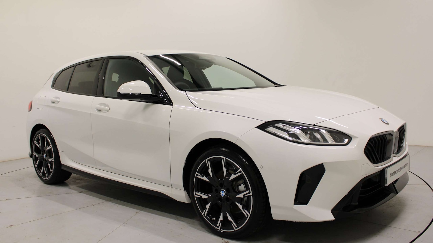 Used BMW 1 Series 2025 for sale - 77601381: Photo 1