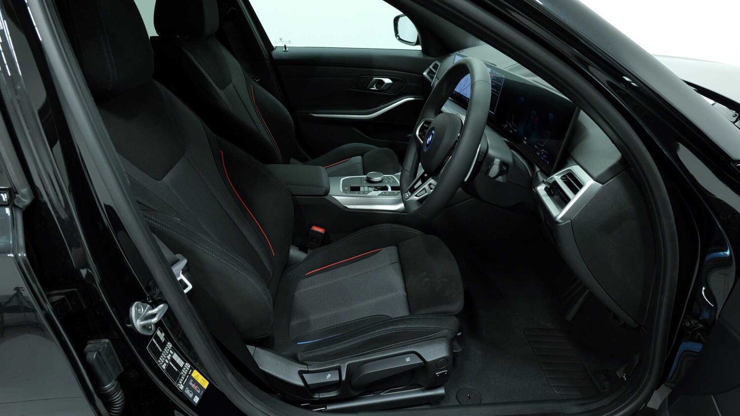 Used BMW 3 Series 2025 for sale - 77943350: Photo 12