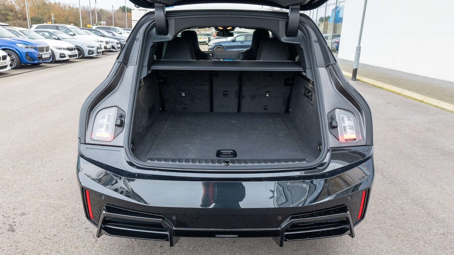 Used BMW iX 2025 for sale - 77601330: Photo 13