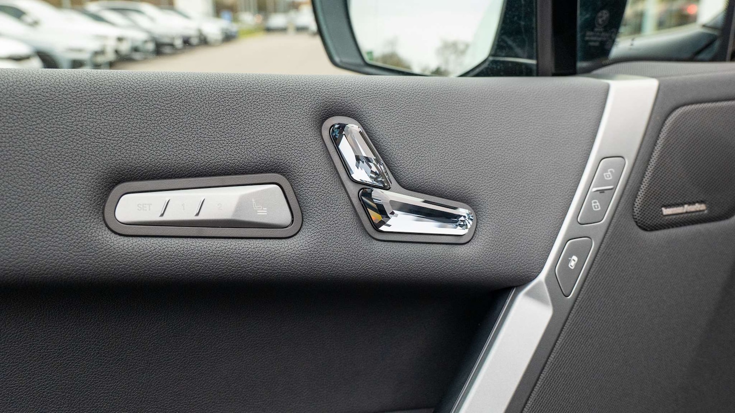 Used BMW iX 2025 for sale - 77601330: Photo 26