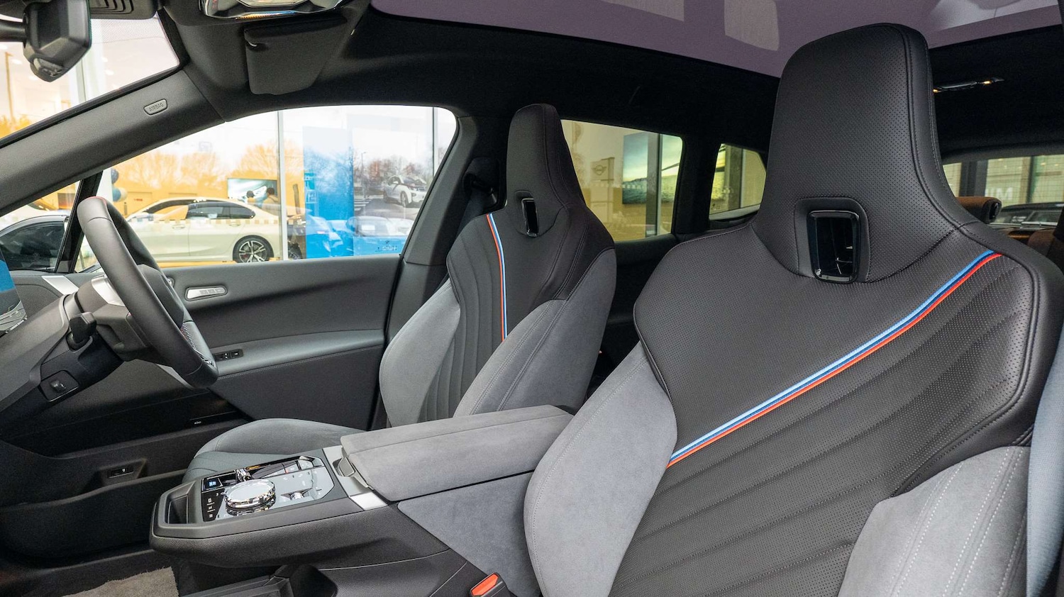 Used BMW iX 2025 for sale - 77601330: Photo 27