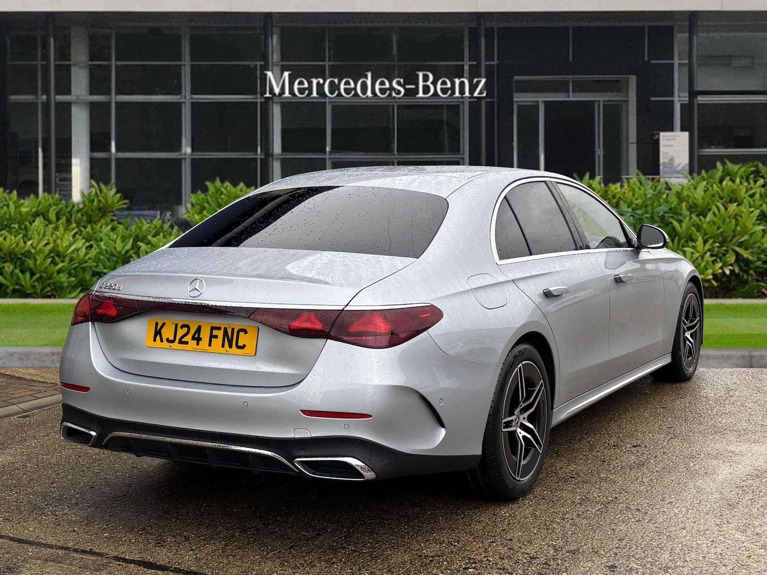 Used Mercedes-Benz E Class 2024 for sale - 77540810: Photo 3