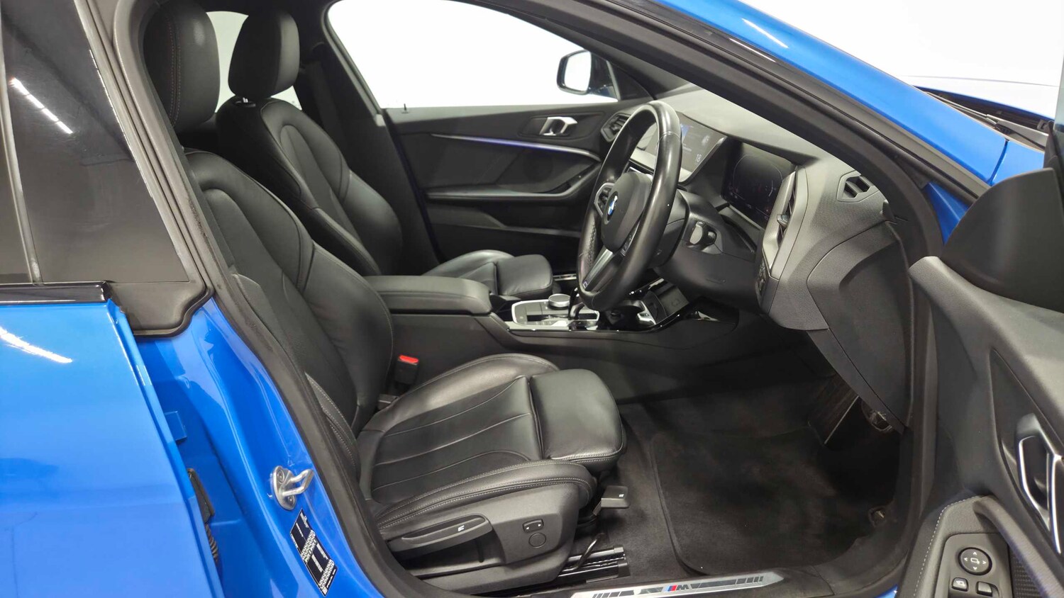 Used BMW 2 Series 2024 for sale - 77943416: Photo 11