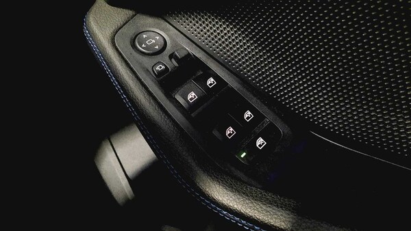 Used BMW 1 Series 2022 for sale - 75496567: Photo 24