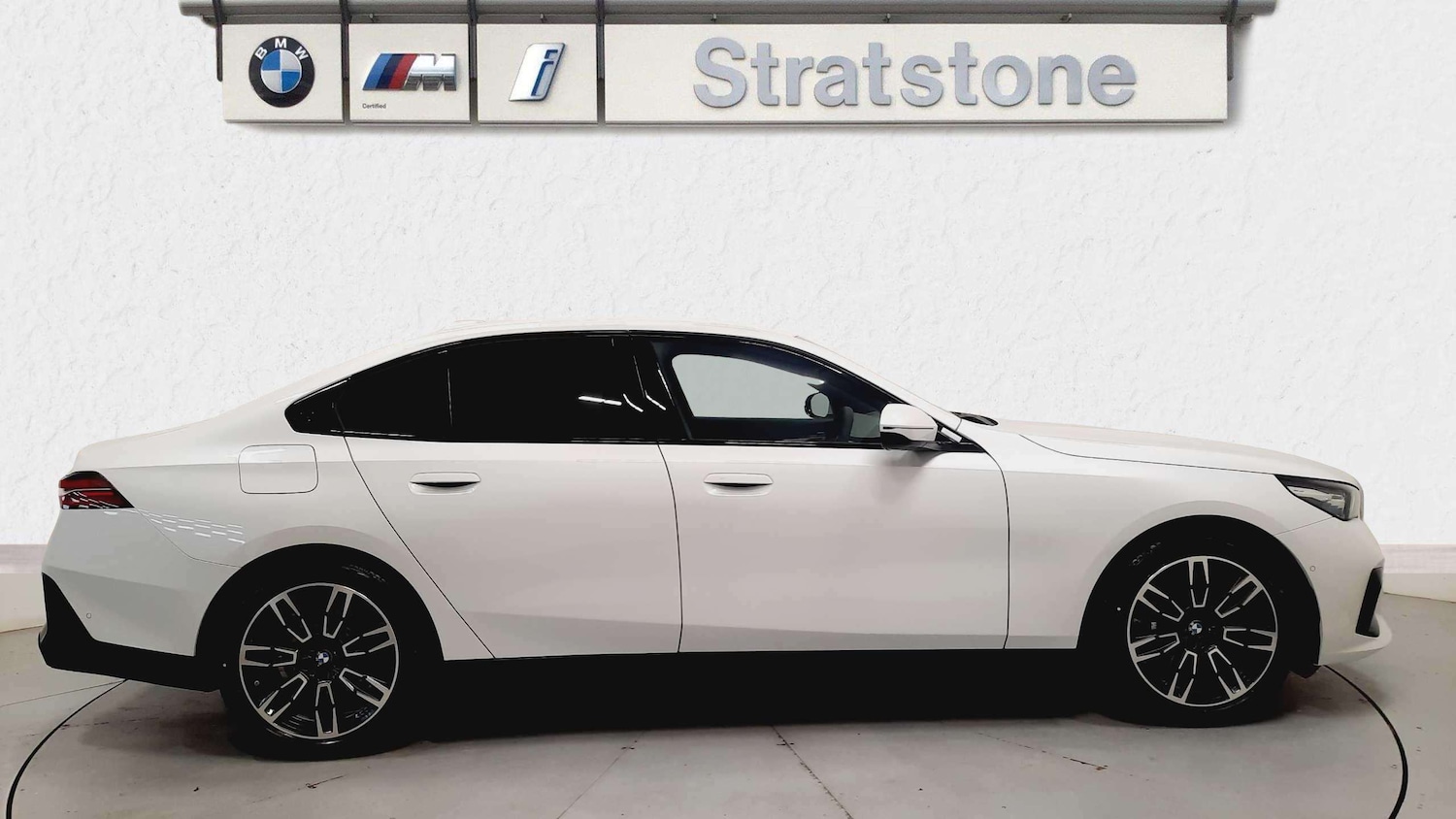 Used BMW i5 2025 for sale - 77601146: Photo 3