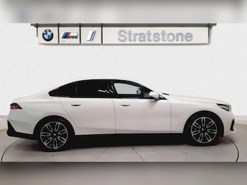 Used BMW i5 2025 for sale - 77601146: Photo