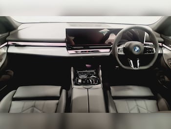 Used BMW i5 2025 for sale - 77601146: Photo