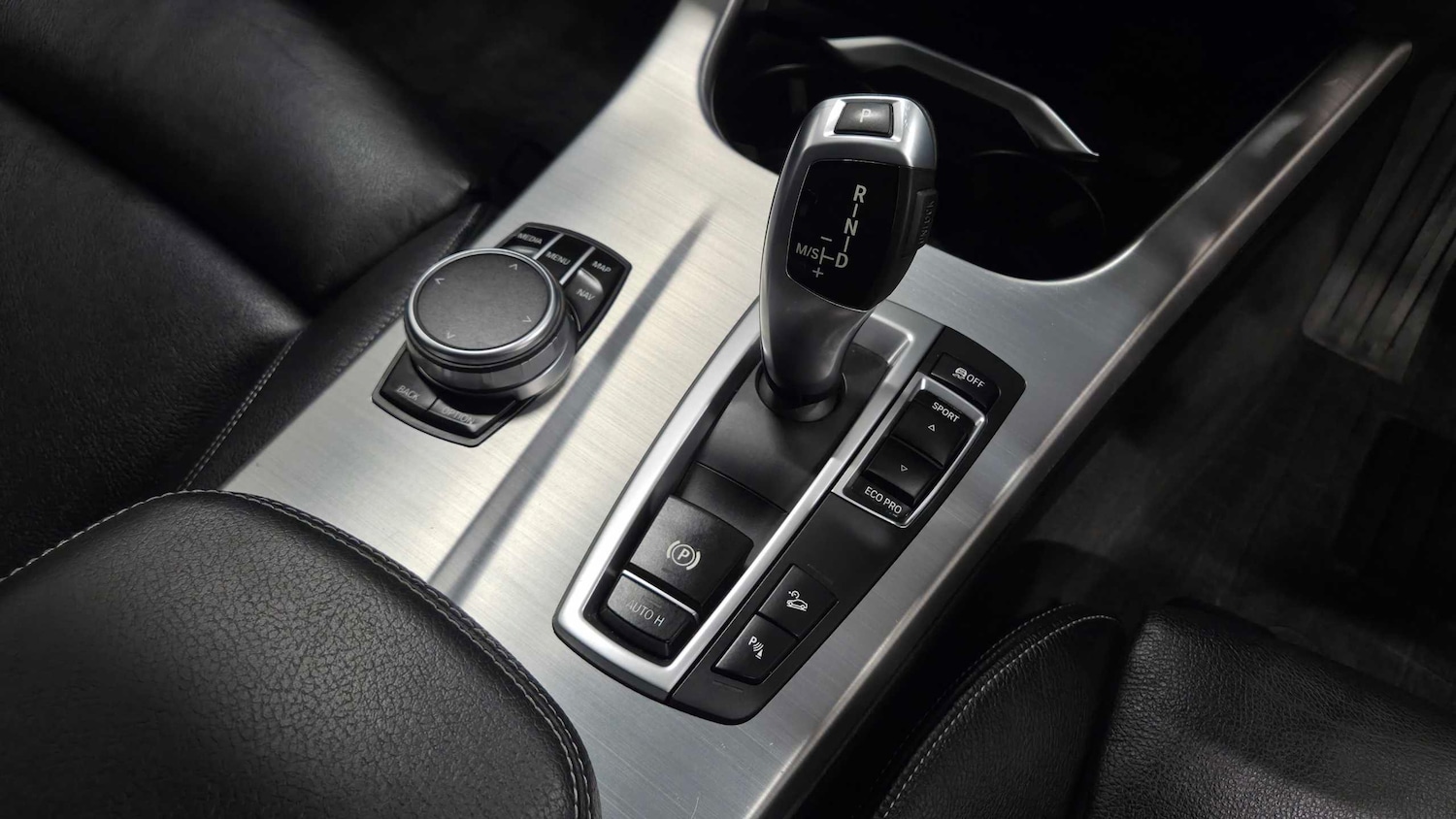 Used BMW X4 2017 for sale - 77577233: Photo 10