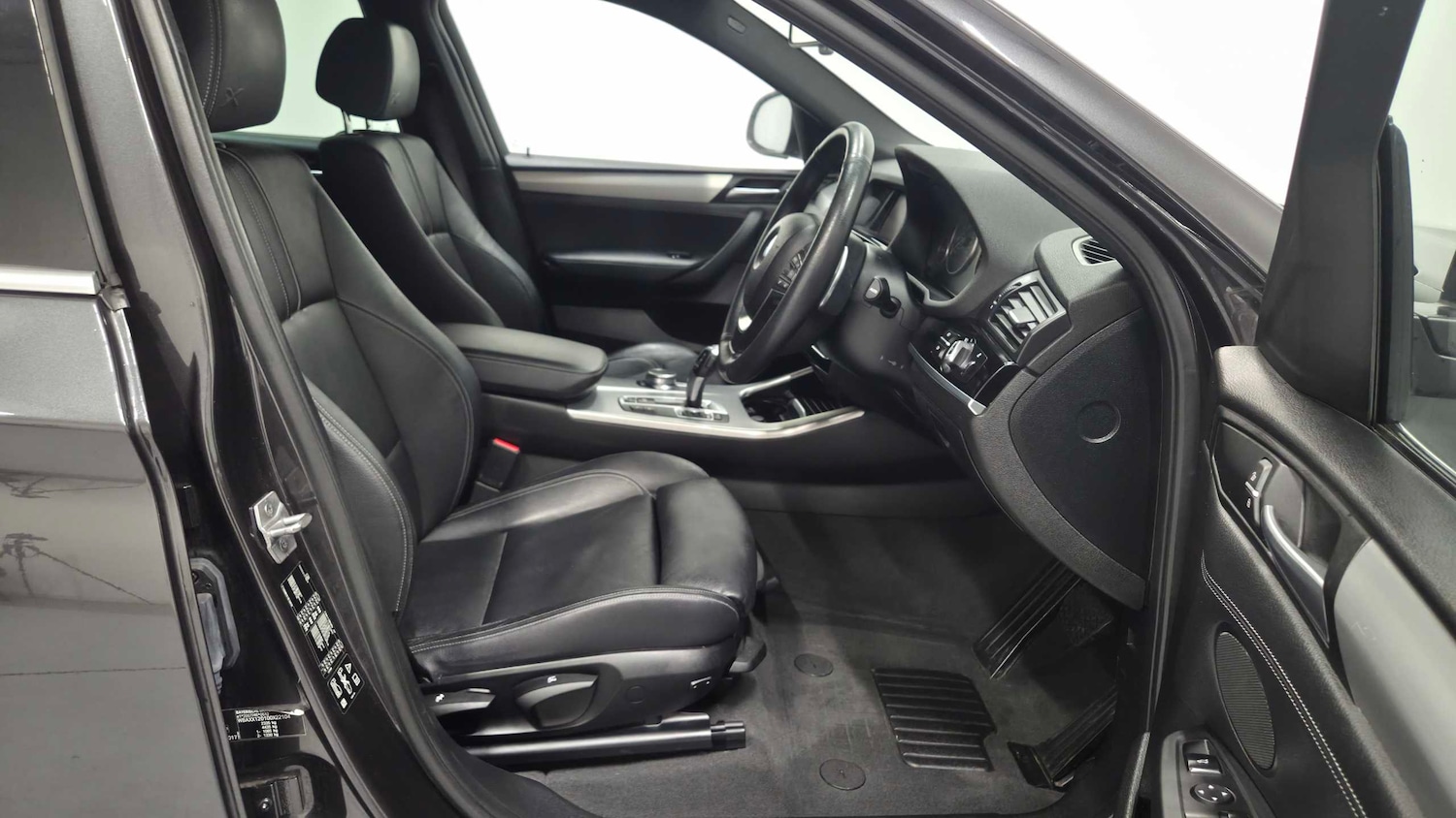 Used BMW X4 2017 for sale - 77577233: Photo 11