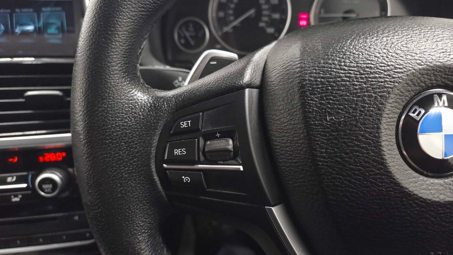 Used BMW X4 2017 for sale - 77577233: Photo 20