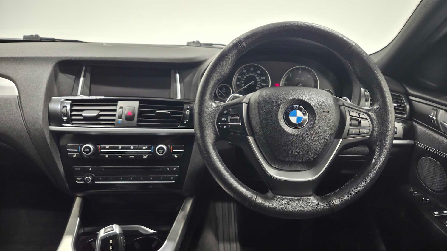 Used BMW X4 2017 for sale - 77577233: Photo 5