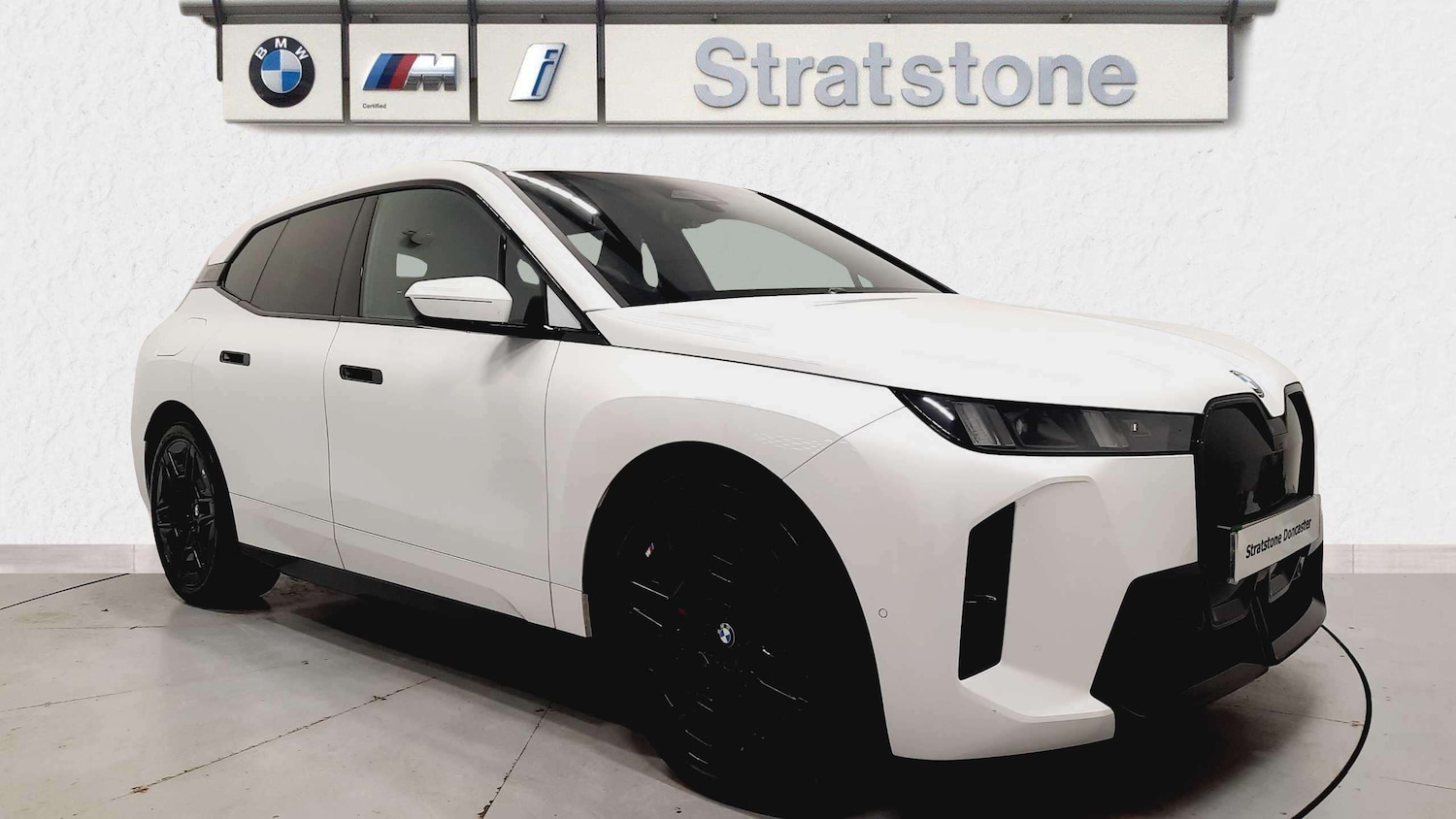 Used BMW iX 2025 for sale - 76789386: Photo 1