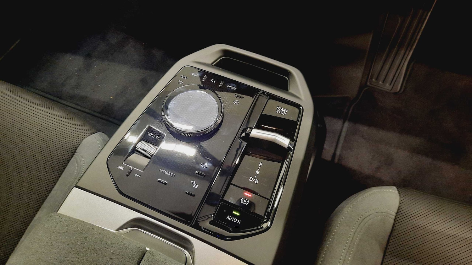 Used BMW iX 2025 for sale - 76789386: Photo 10