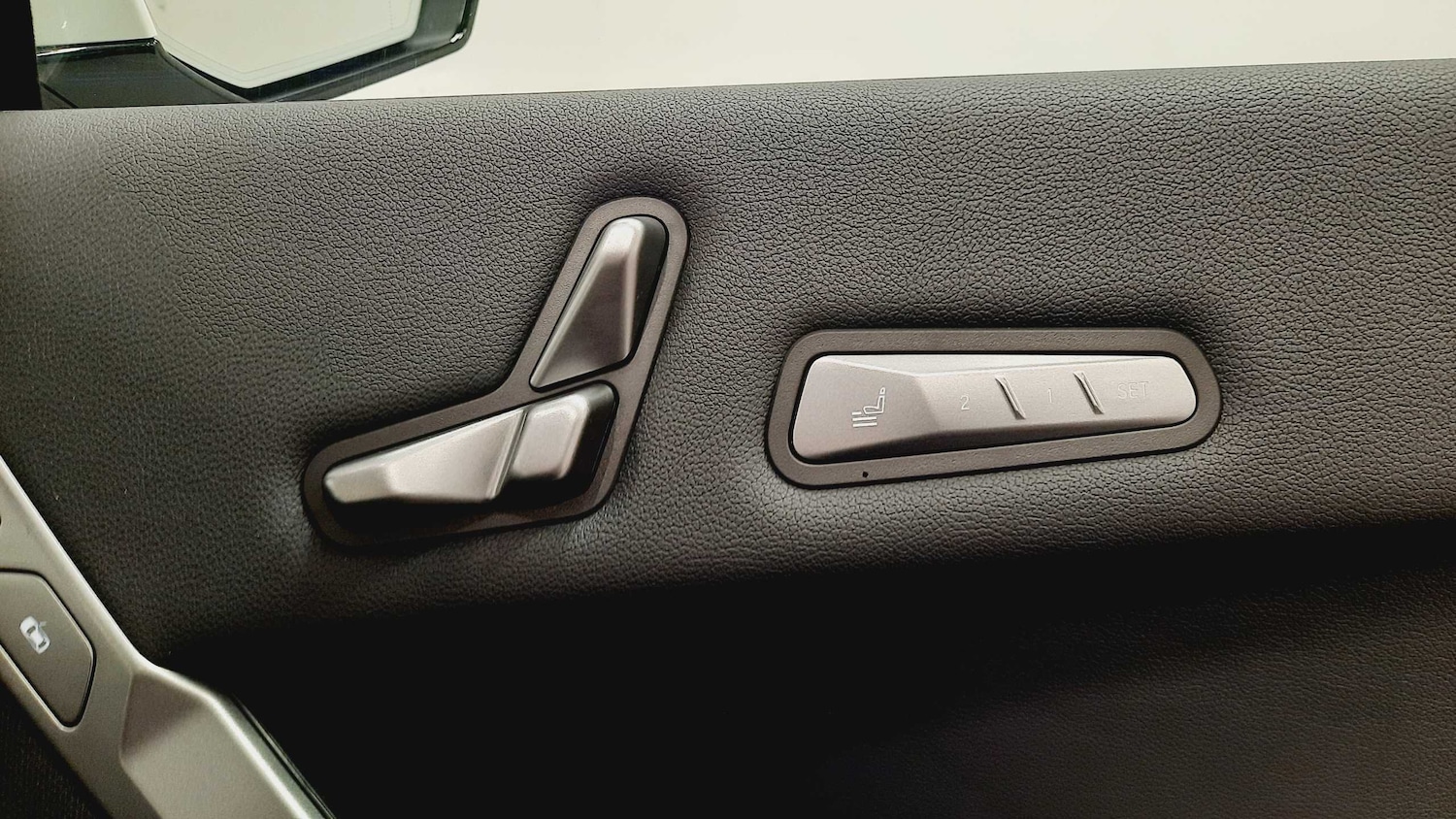 Used BMW iX 2025 for sale - 76789386: Photo 25