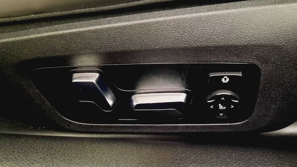 Used BMW 8 Series 2023 for sale - 76192052: Photo 28