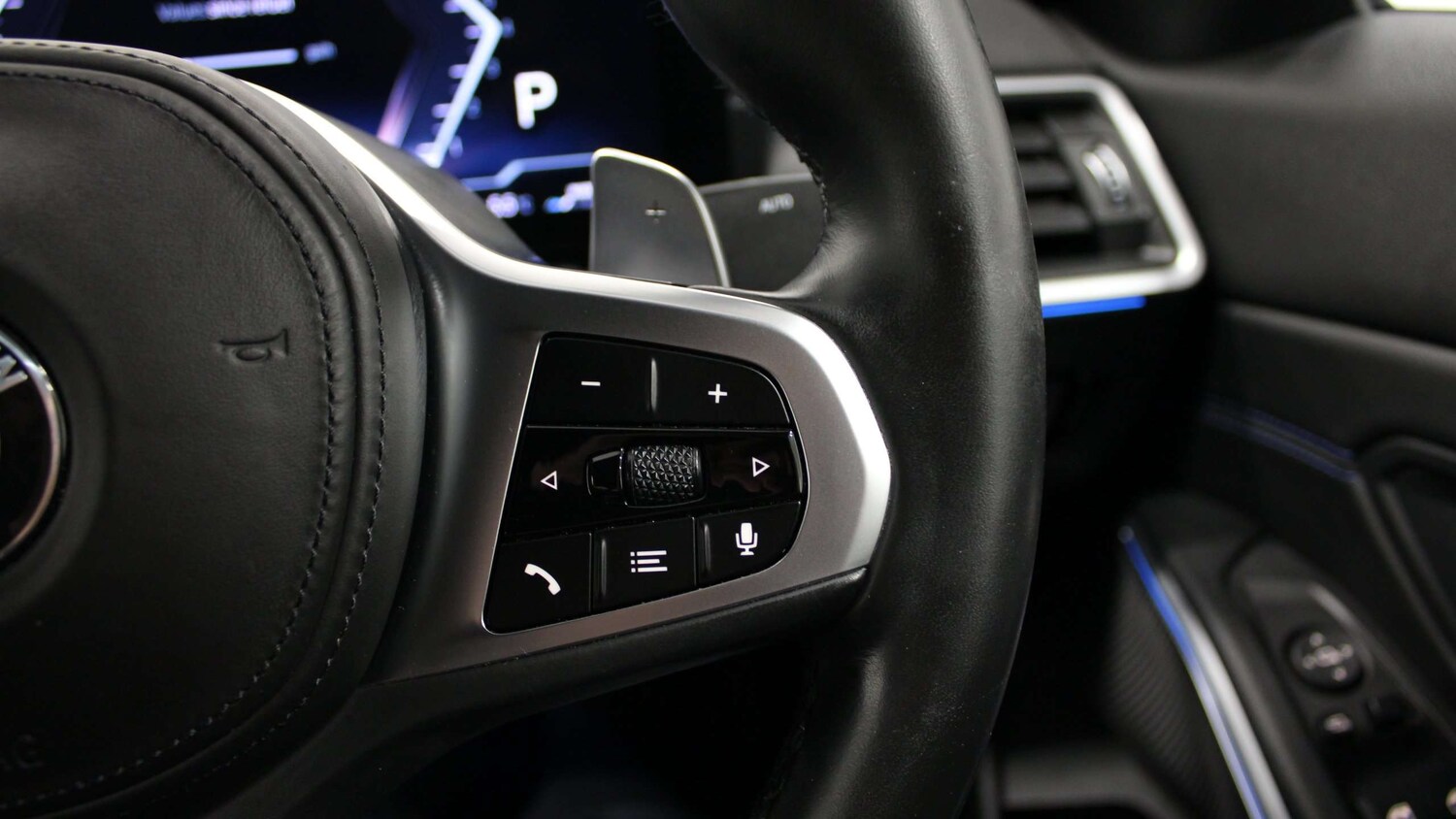 Used BMW 3 Series 2023 for sale - 77361237: Photo 24