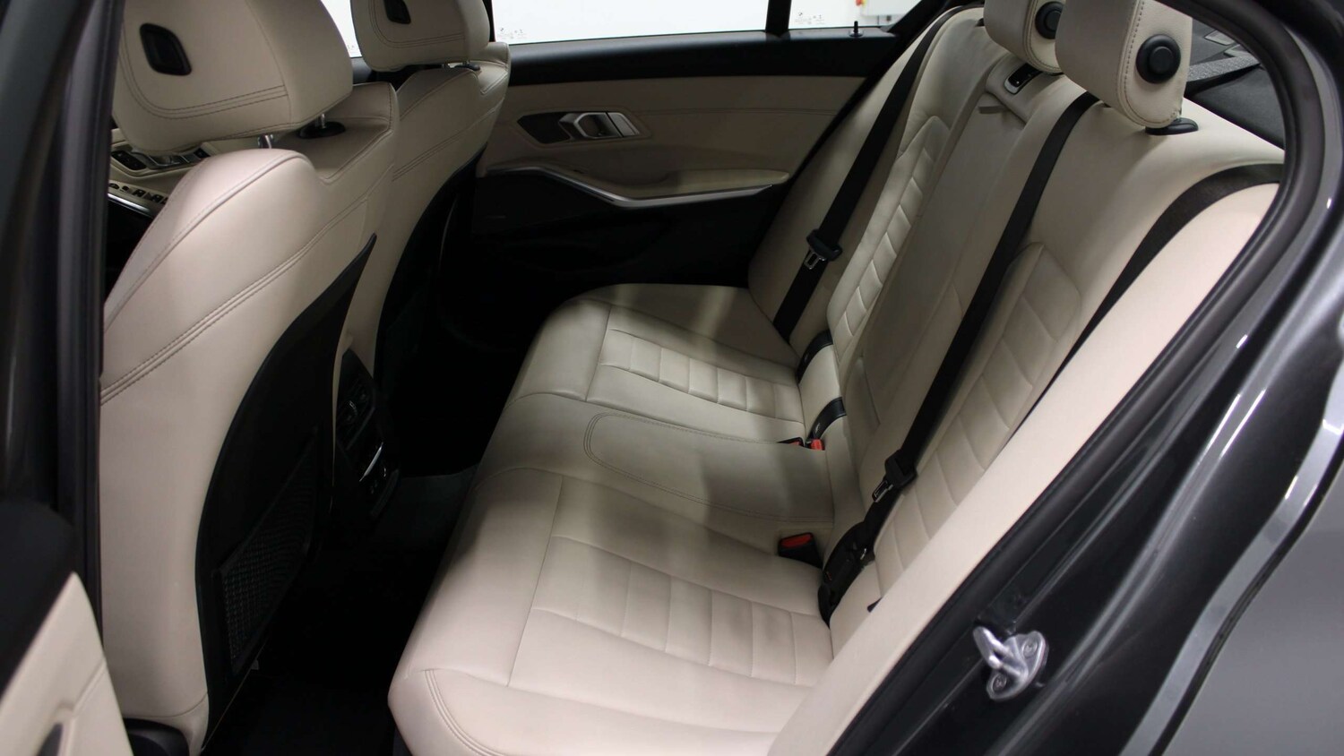 Used BMW 3 Series 2019 for sale - 77842479: Photo 13