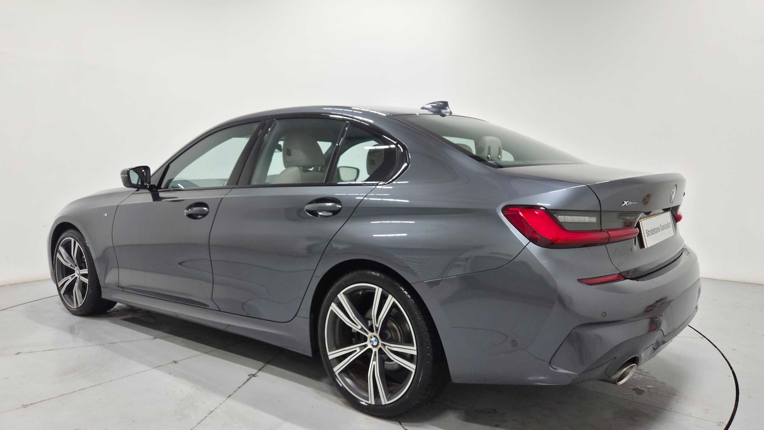 Used BMW 3 Series 2019 for sale - 77842479: Photo 2
